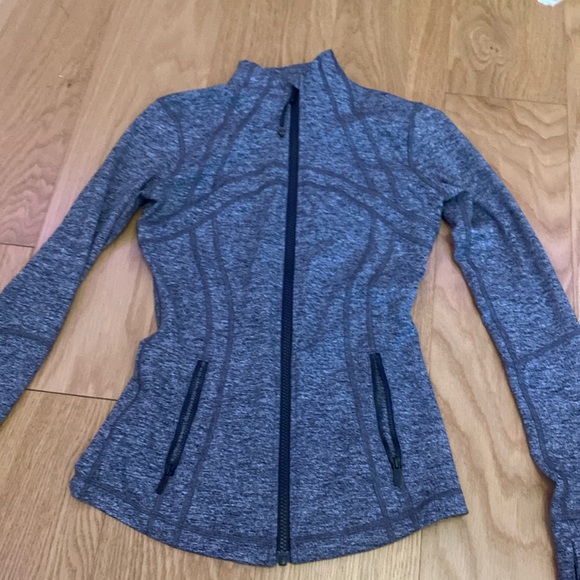 Lulu Lemon define jacket - Picture 1 of 2